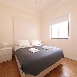 Appartement New! Cozy In The Center, Lisboa